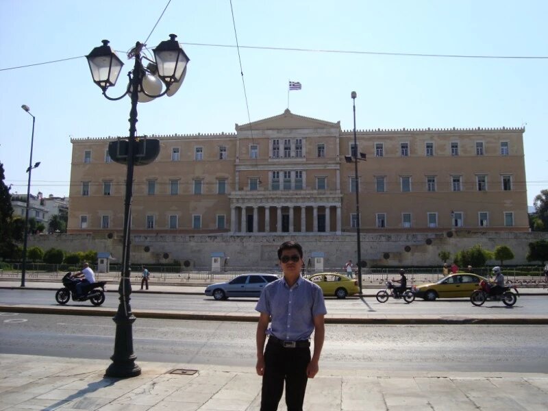 Gao Yuan at the Hellenic Parliament in Athens